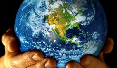Earth-in-Hands